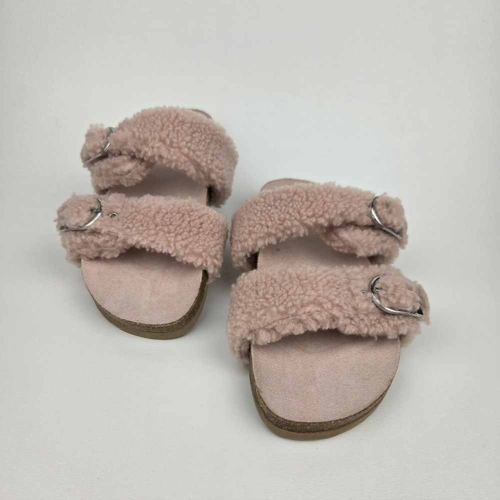 Indigo Rd. Women’s Faux Fur Slide Sandals Slippers Light Pink Size 8.5